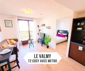 Le Valmy: appartement lumineux au pied du métro